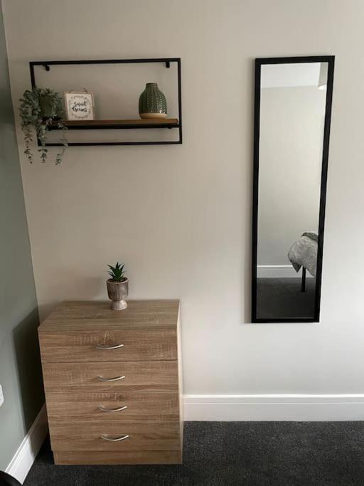 Cedar House - 2 Bed House With Free Parking In Town Centre! By Shortstays4U King's Lynn Exterior foto